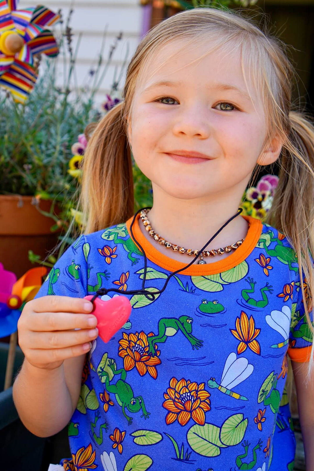 How Sensory Chew Necklaces Can Help Kids with ADHD