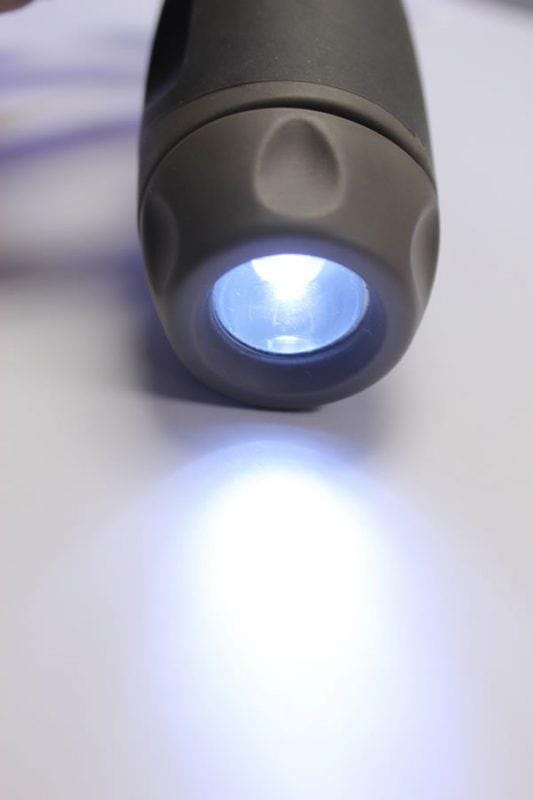 Built-in LED torch on the Metro Car Handle Plus