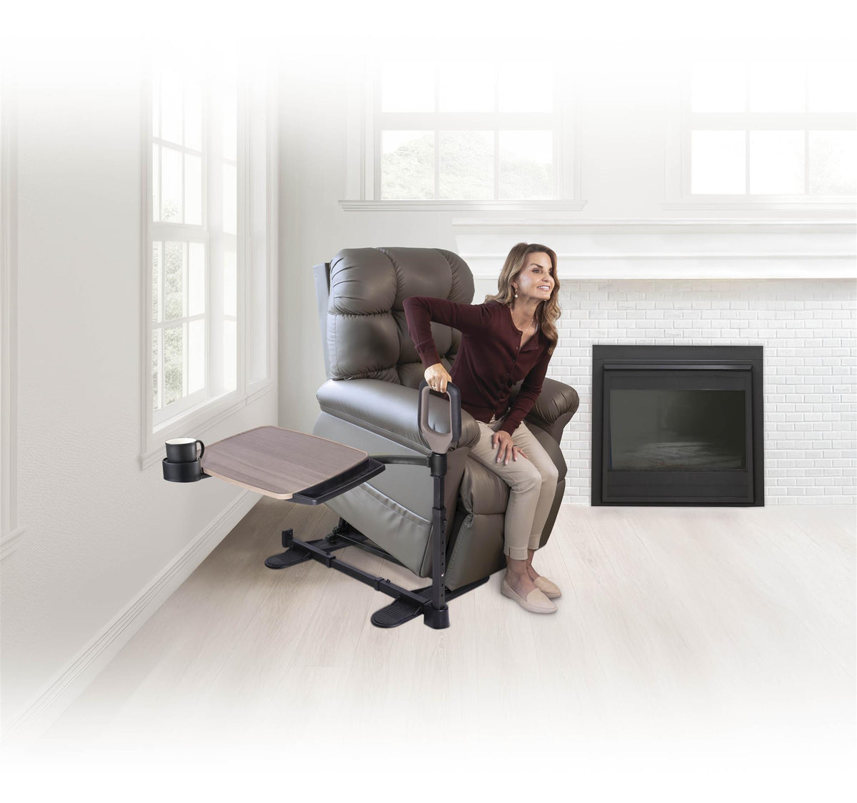 Woman using the Wonder Tray Premium in a chair