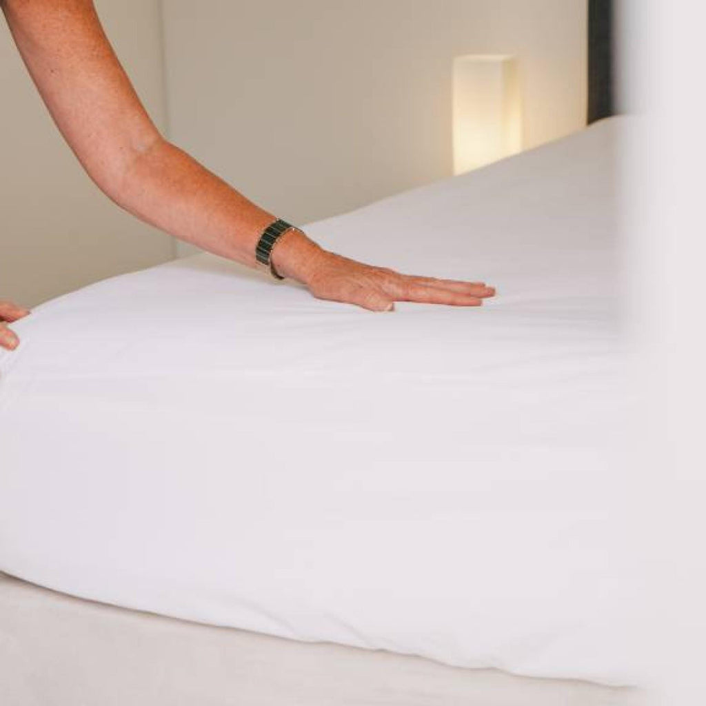 Conni Continence Care Conni Micro Plush Long Single Waterproof Fitted Sheet