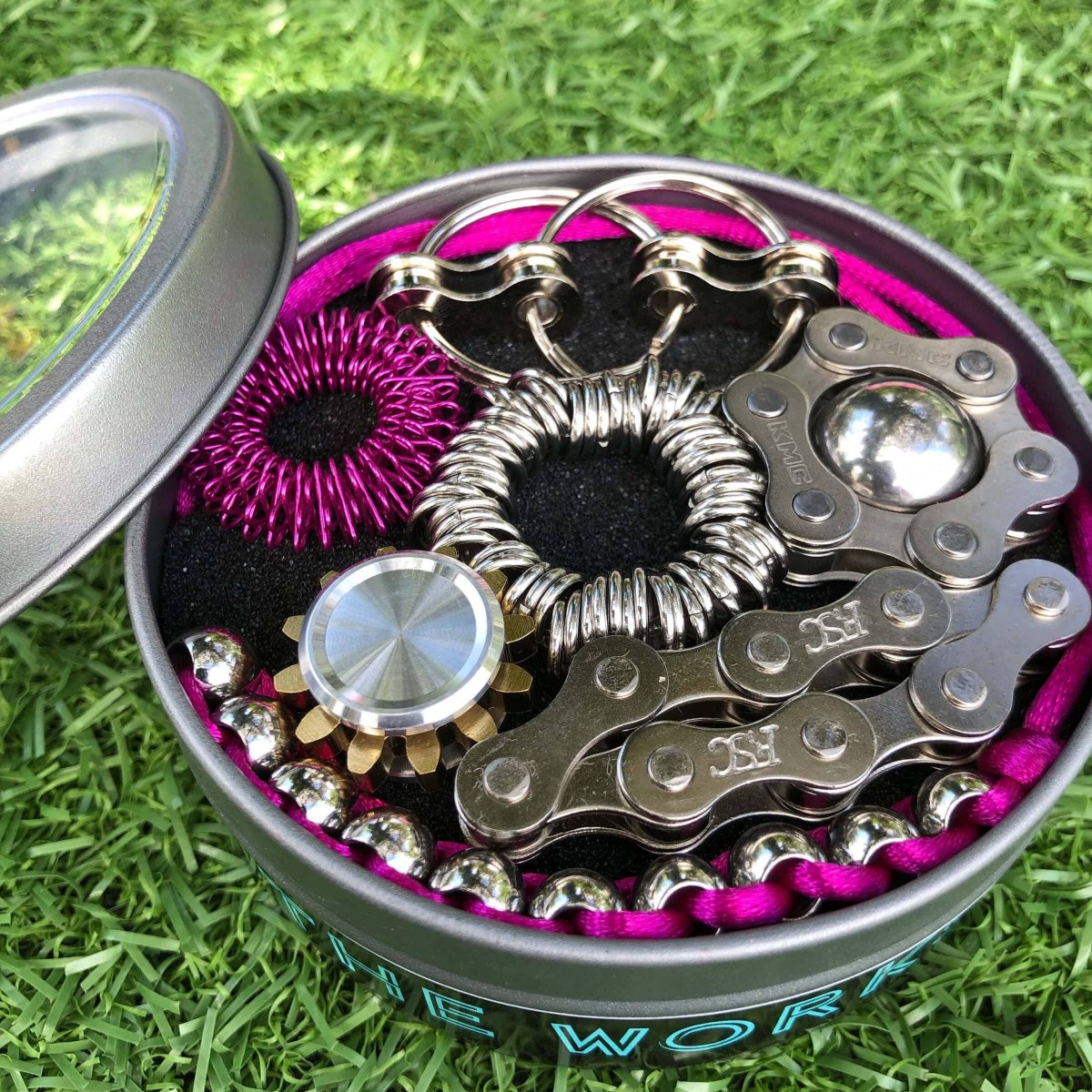 Kaiko Hand Function Fuchsia The Works Fidget Kit