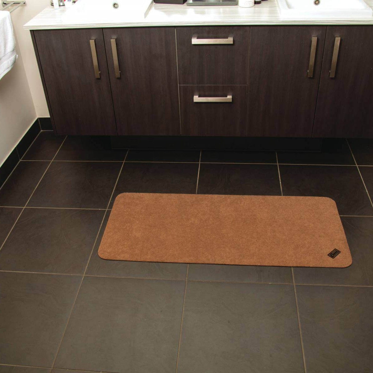 Quintro Healthcare Bathroom & Toilet Conni Floor Mat - Mid Runner