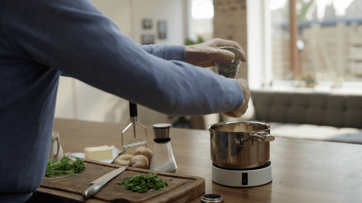 Quintro Healthcare Daily Living Aids Easy-Up with Accessory Kit