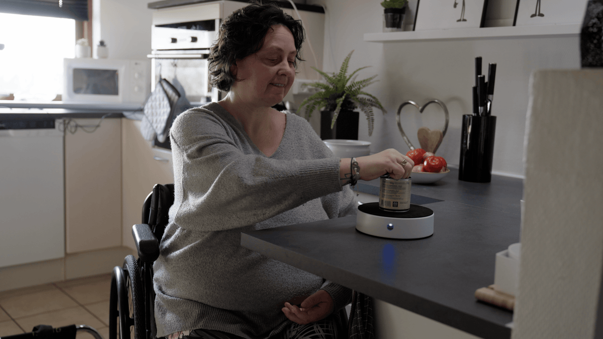 Quintro Healthcare Daily Living Aids Easy-Up with Accessory Kit